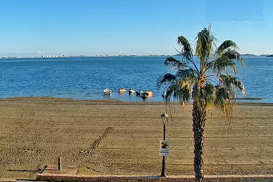 beach in los alcazares