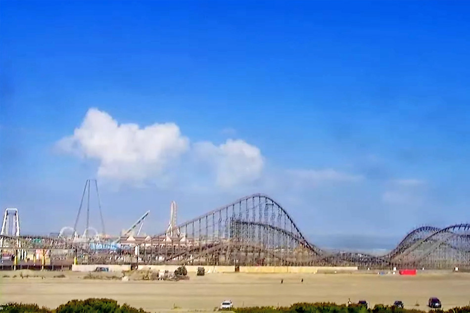 roller coaster at wildwood beach