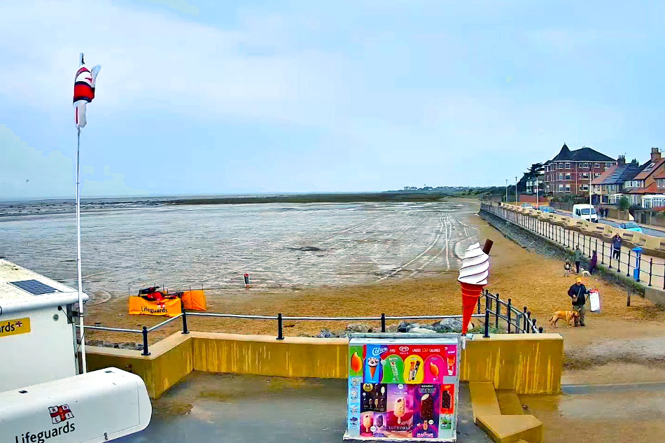 west kirby beach merseyside                          
